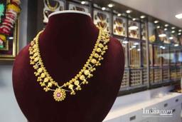 https://www.indiacom.com/photogallery/SOL1001602_Chadchankar Jewellers, Jewellers and Goldsmith4.jpg