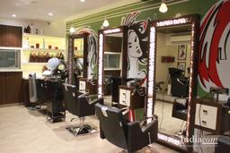 https://www.indiacom.com/photogallery/SOL1005463_Jawed Habib Hair And Beauty, Beauty Parlours & Beauticians3.jpg