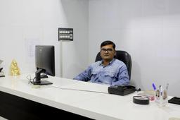 https://www.indiacom.com/photogallery/SUR892543_Dr.s Room.jpg