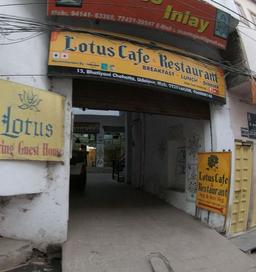 https://www.indiacom.com/photogallery/UDA187266_Lotus cafe Restaurant_Restaurants.jpg