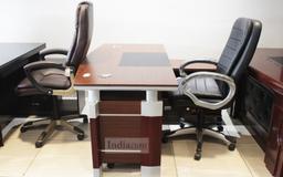https://www.indiacom.com/photogallery/VPM1047672_Naayaab Office Furniture Product4.jpg