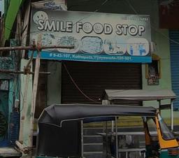 https://www.indiacom.com/photogallery/VWD1054741_Smile Food Stop_Hotels.jpg